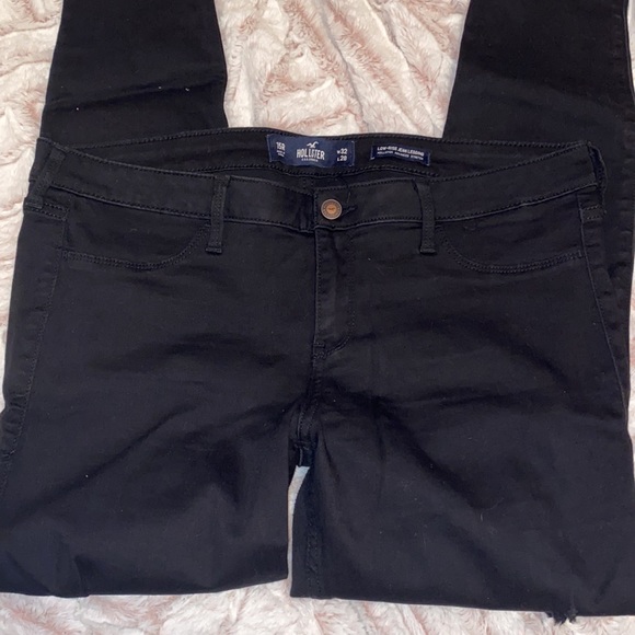 Hollister 15R - Picture 3 of 6